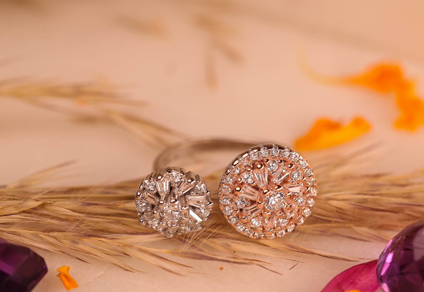 Flower and circle ring