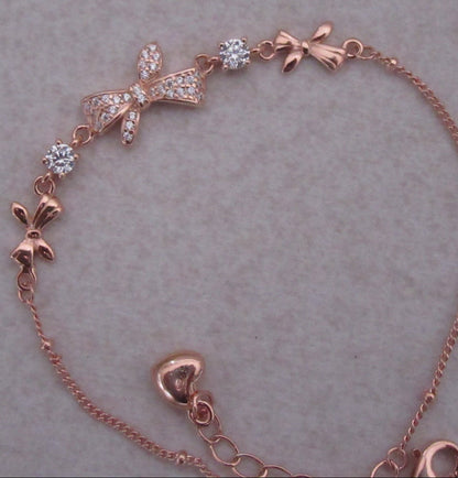 String of bows bracelet