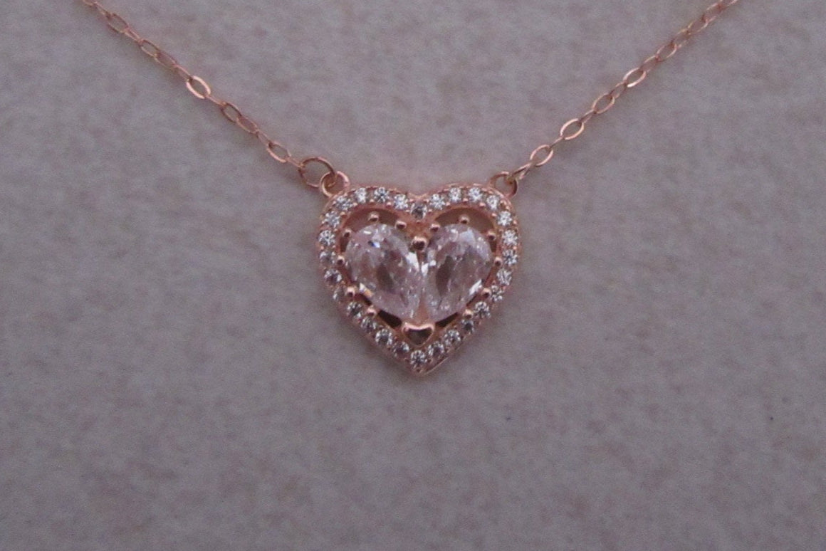 Heart stone pendant with chain