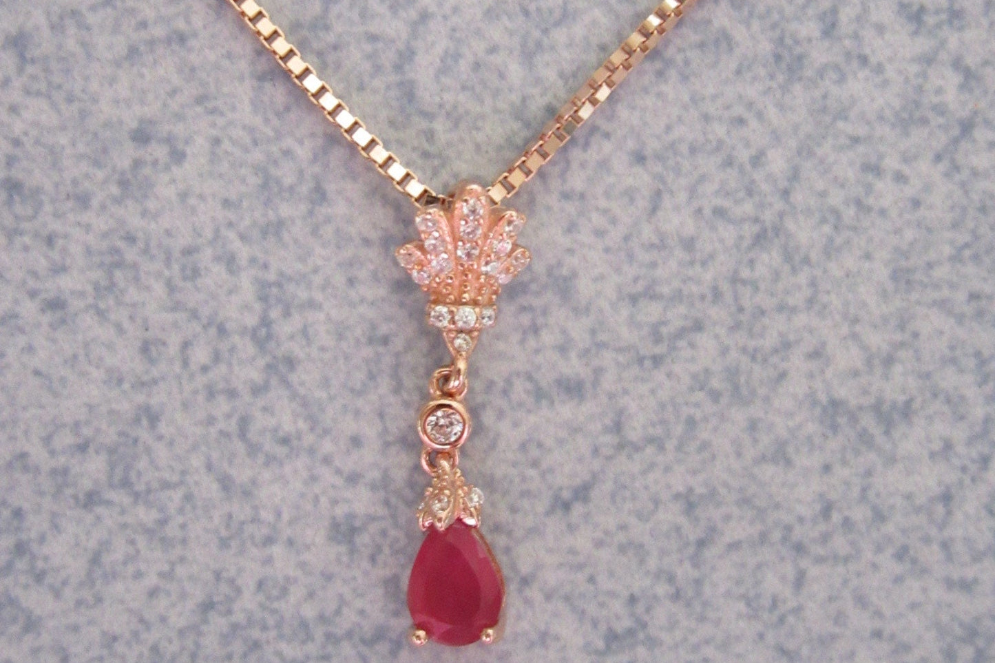 Lotus red teardrop set