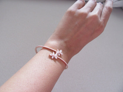 Floral bracelet