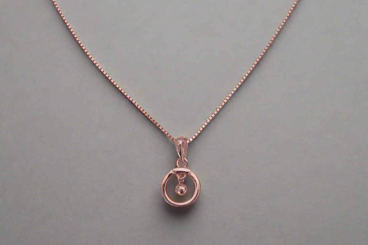 Jingle chain and pendant