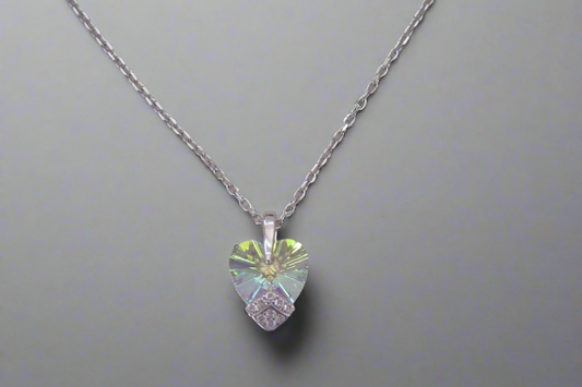 Mystic heart chain and pendant